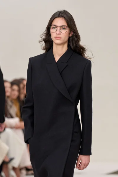 Look 106